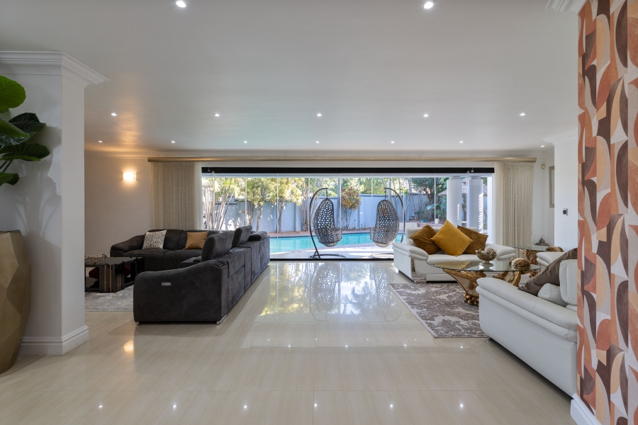 6 Bedroom Property for Sale in Glen Ashley KwaZulu-Natal