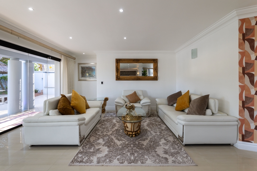 6 Bedroom Property for Sale in Glen Ashley KwaZulu-Natal