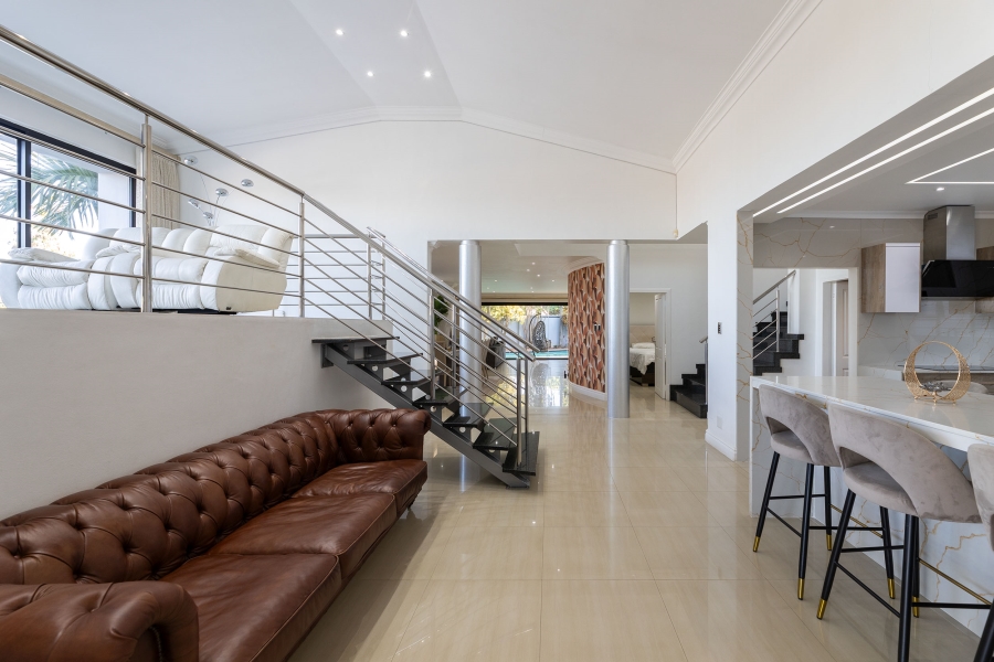 6 Bedroom Property for Sale in Glen Ashley KwaZulu-Natal