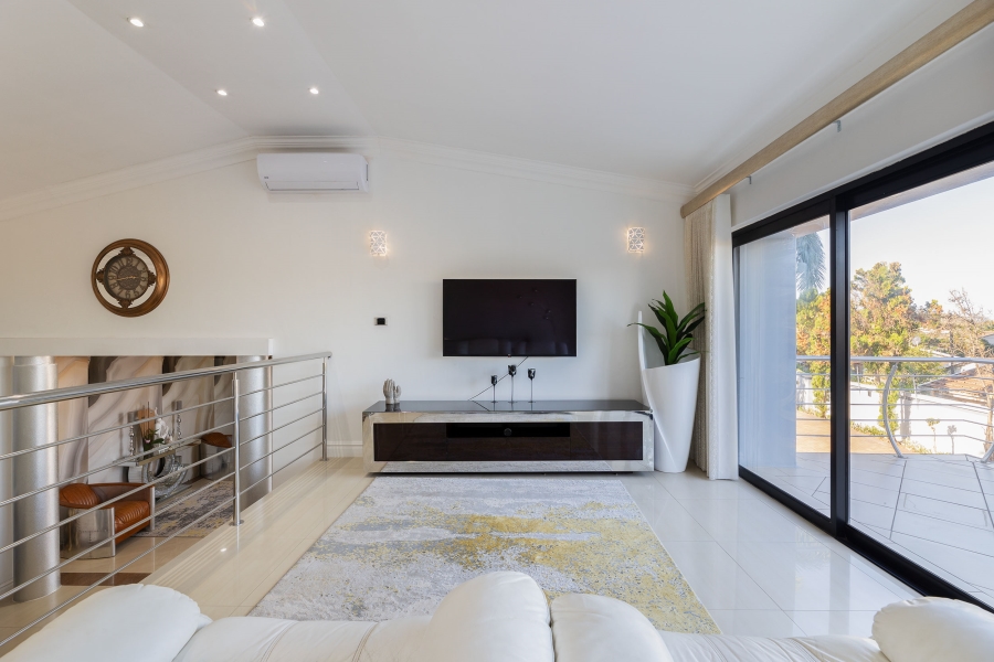 6 Bedroom Property for Sale in Glen Ashley KwaZulu-Natal