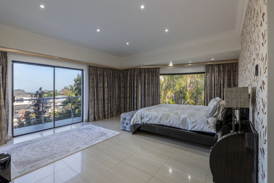 6 Bedroom Property for Sale in Glen Ashley KwaZulu-Natal