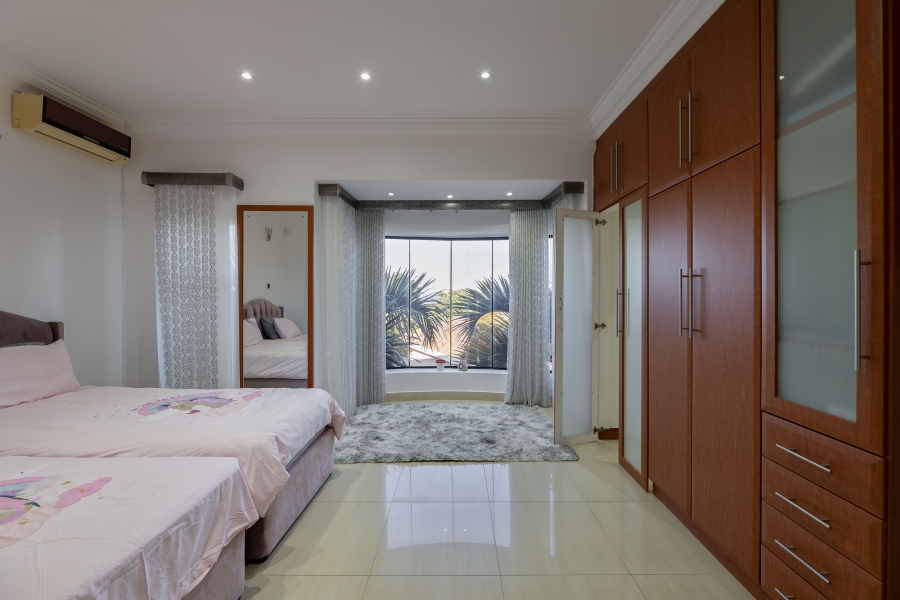 6 Bedroom Property for Sale in Glen Ashley KwaZulu-Natal