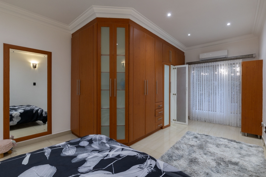 6 Bedroom Property for Sale in Glen Ashley KwaZulu-Natal