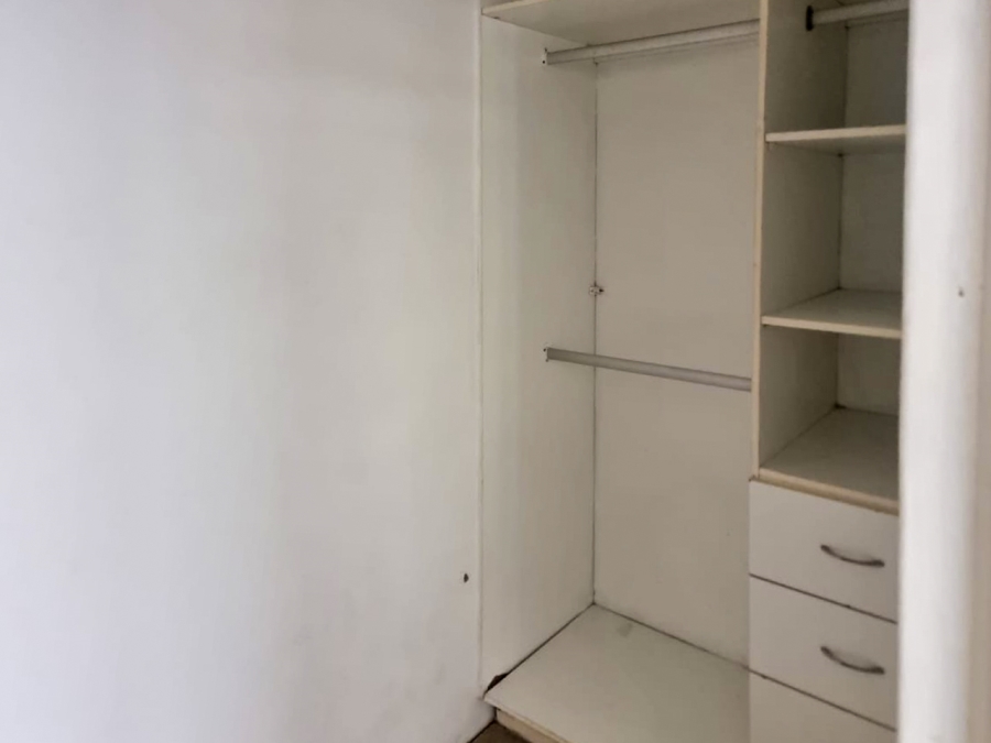 1 Bedroom Property for Sale in La Lucia Ridge KwaZulu-Natal