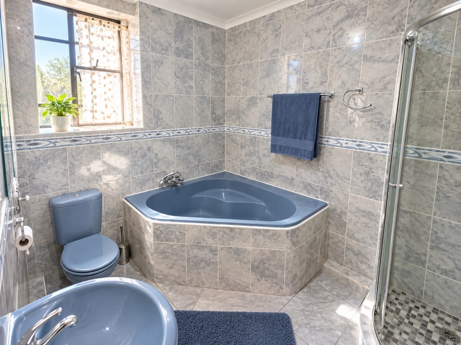 2 Bedroom Property for Sale in Pioneer Park KwaZulu-Natal