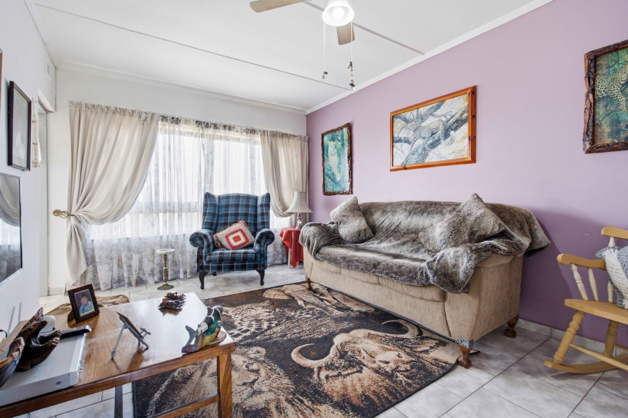 2 Bedroom Property for Sale in Amanzimtoti KwaZulu-Natal