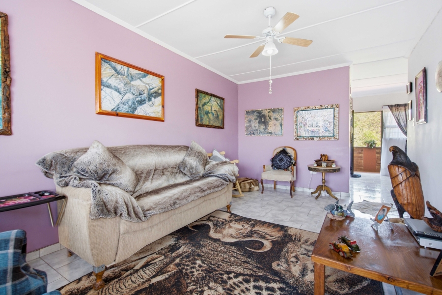 2 Bedroom Property for Sale in Amanzimtoti KwaZulu-Natal