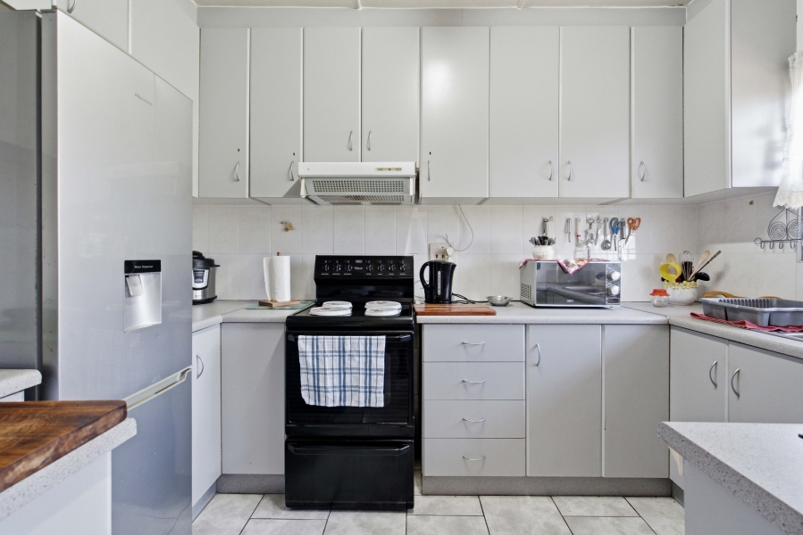 2 Bedroom Property for Sale in Amanzimtoti KwaZulu-Natal