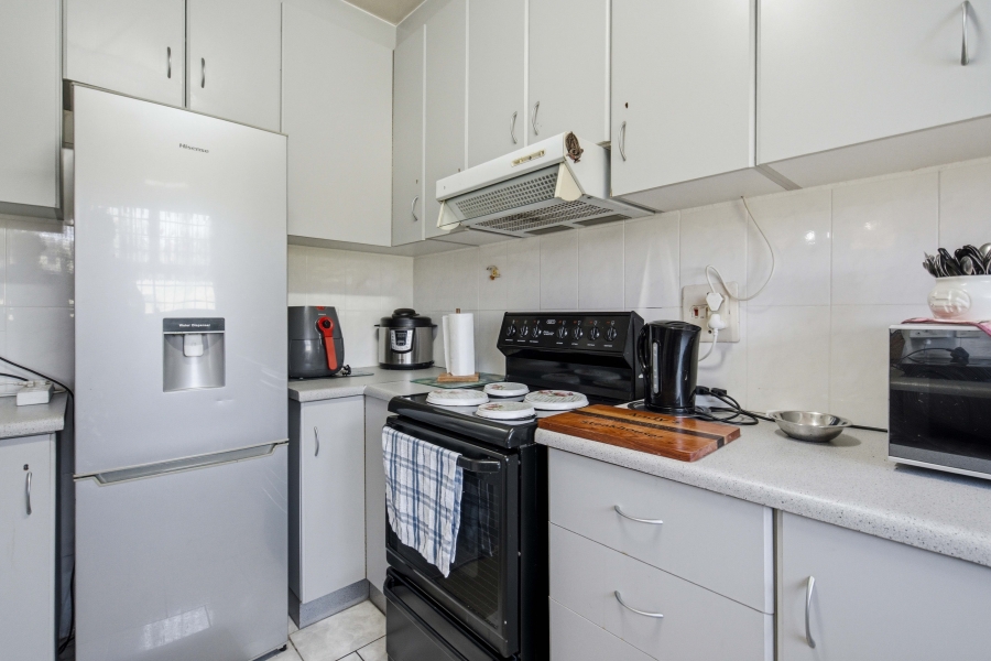 2 Bedroom Property for Sale in Amanzimtoti KwaZulu-Natal