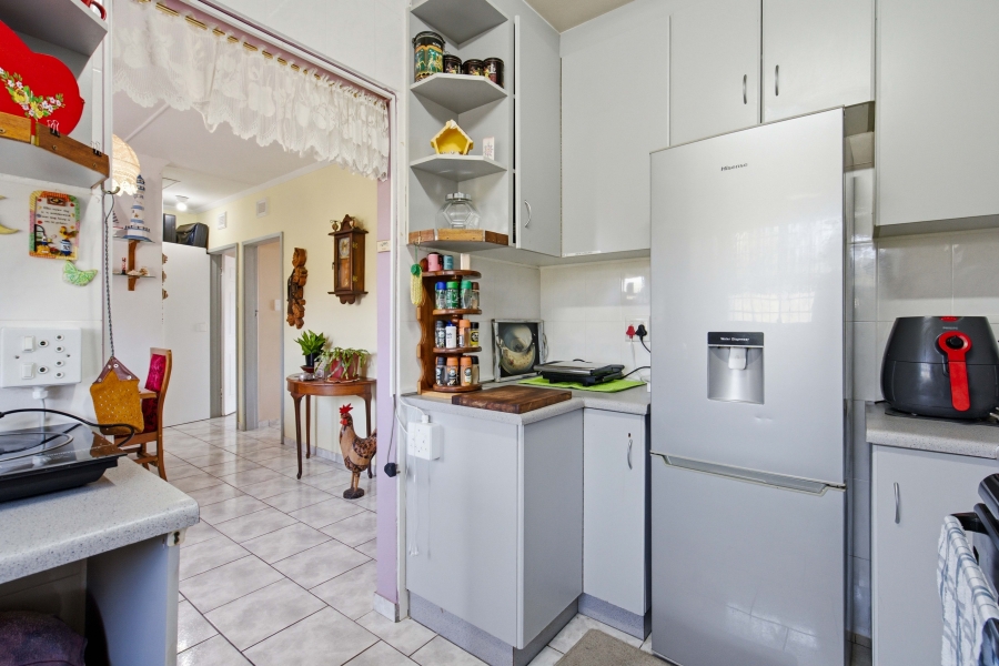 2 Bedroom Property for Sale in Amanzimtoti KwaZulu-Natal