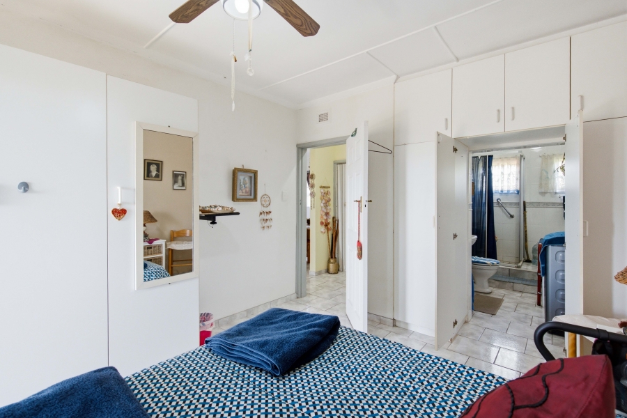 2 Bedroom Property for Sale in Amanzimtoti KwaZulu-Natal
