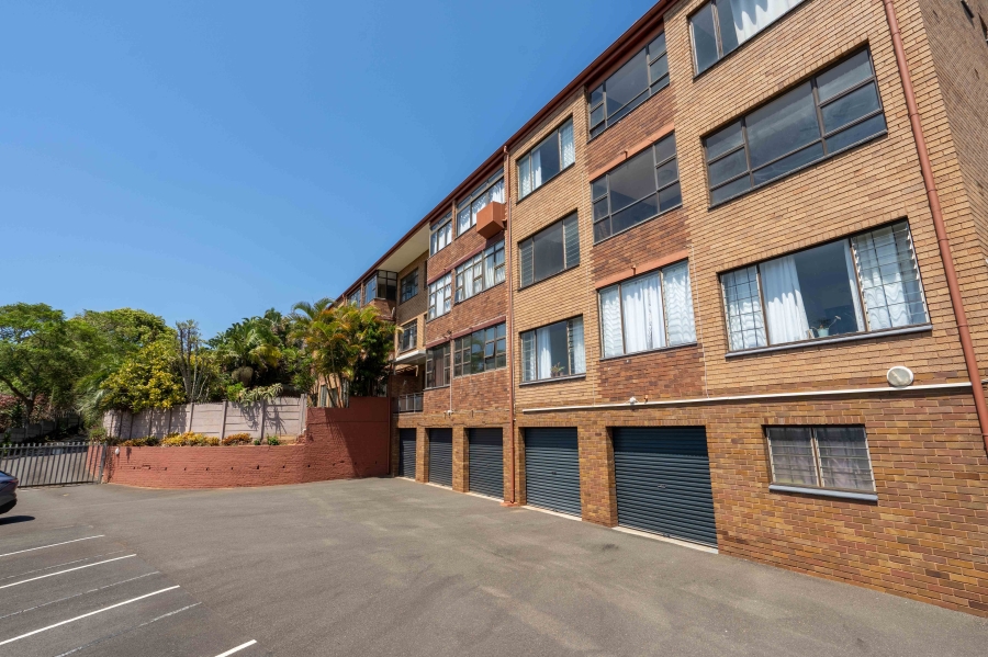 2 Bedroom Property for Sale in Amanzimtoti KwaZulu-Natal