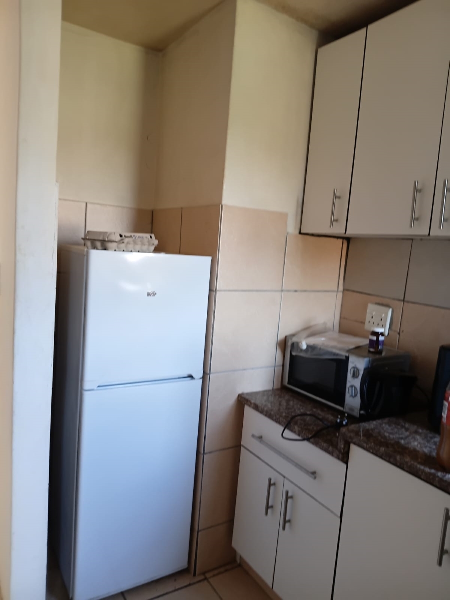 To Let 1 Bedroom Property for Rent in Bellair KwaZulu-Natal