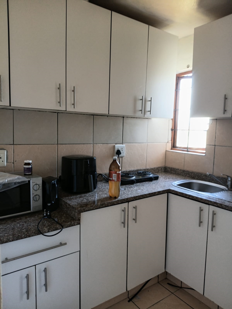 To Let 1 Bedroom Property for Rent in Bellair KwaZulu-Natal
