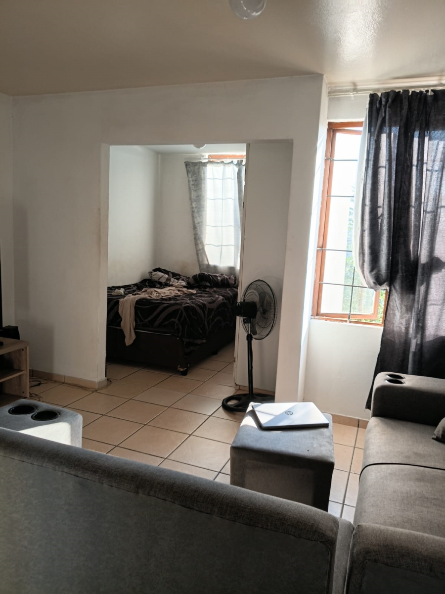 To Let 1 Bedroom Property for Rent in Bellair KwaZulu-Natal