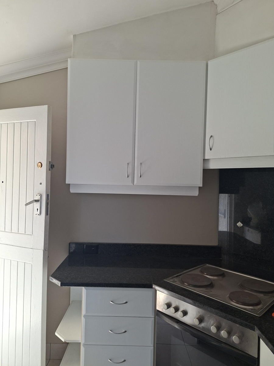 To Let 3 Bedroom Property for Rent in Essenwood KwaZulu-Natal