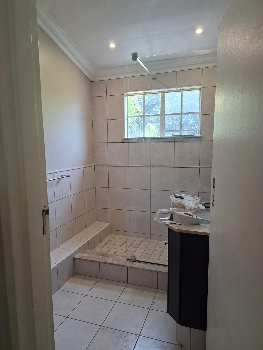 To Let 3 Bedroom Property for Rent in Essenwood KwaZulu-Natal