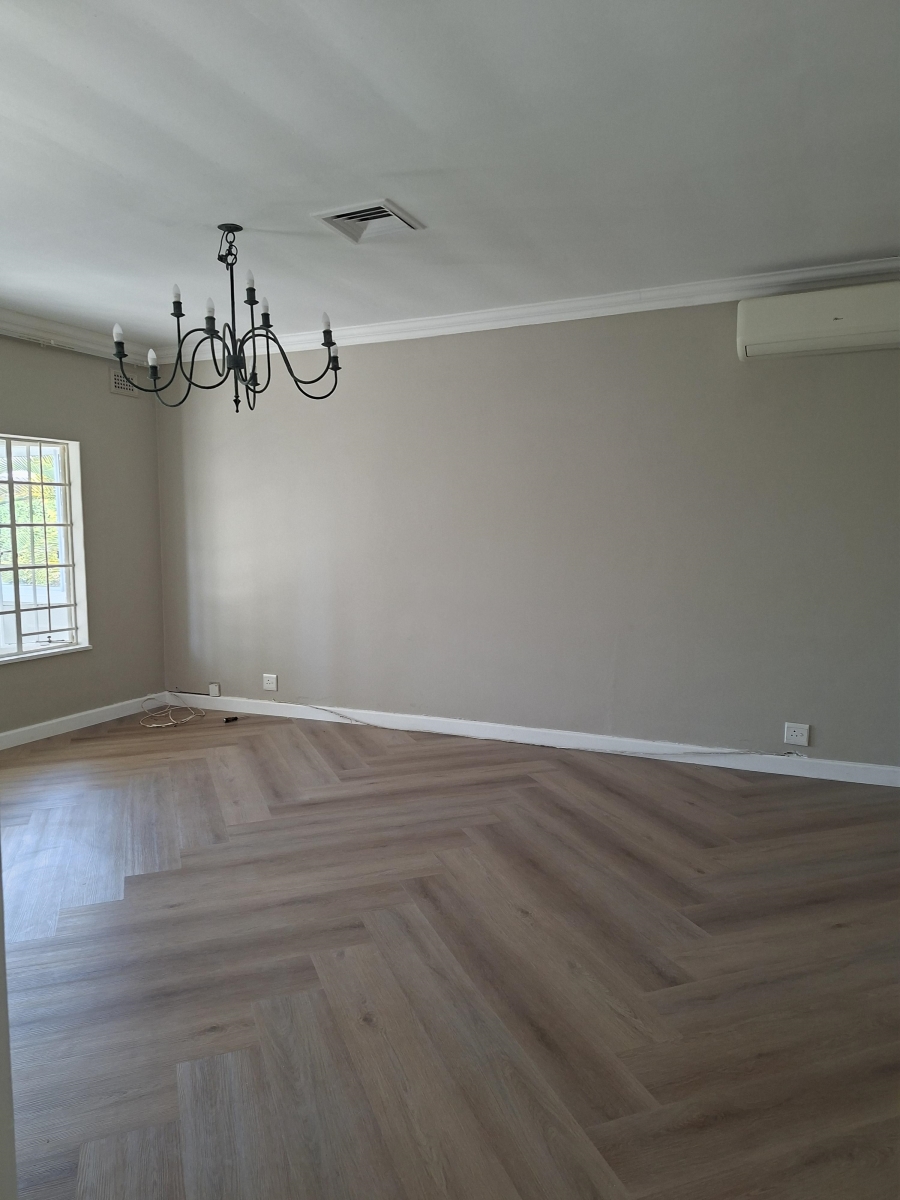 To Let 3 Bedroom Property for Rent in Essenwood KwaZulu-Natal
