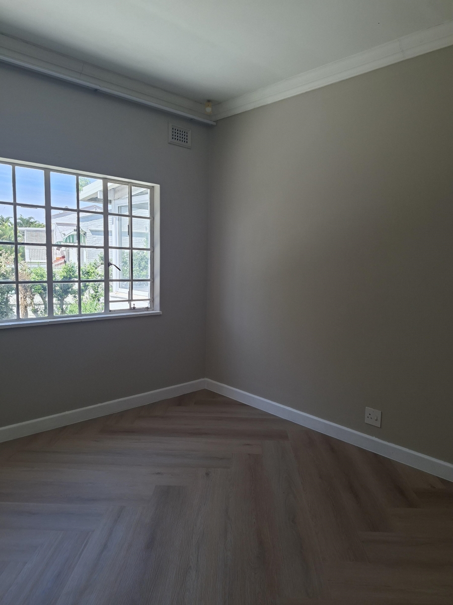 To Let 3 Bedroom Property for Rent in Essenwood KwaZulu-Natal