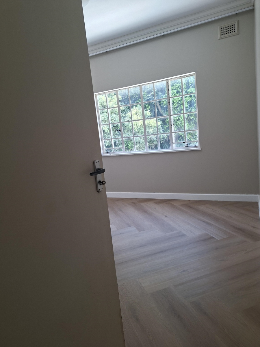 To Let 3 Bedroom Property for Rent in Essenwood KwaZulu-Natal