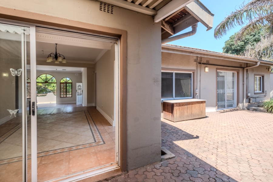 To Let 6 Bedroom Property for Rent in Glen Ashley KwaZulu-Natal