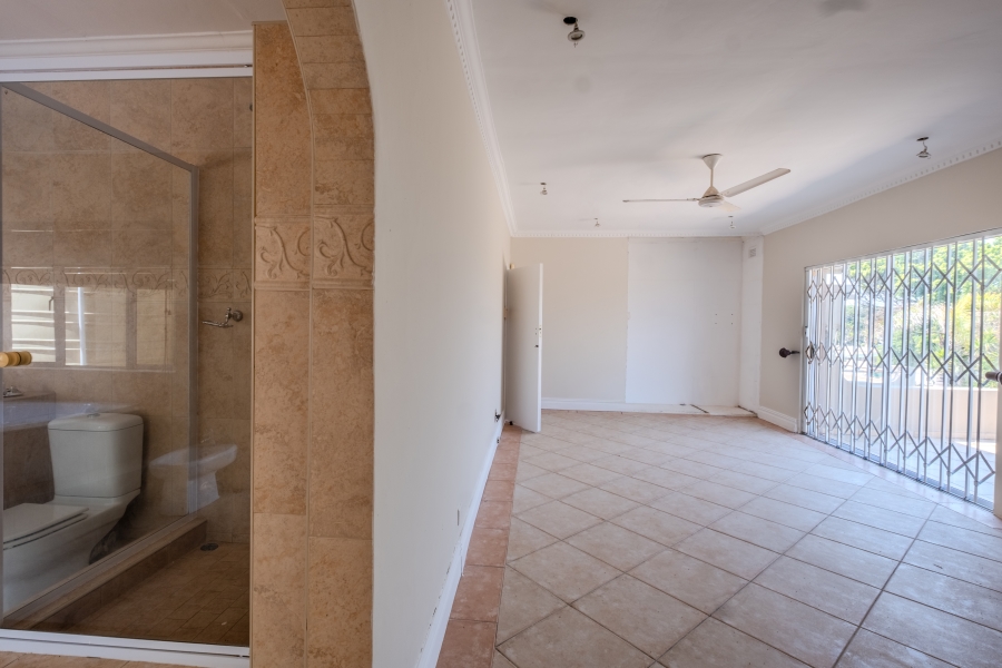 To Let 6 Bedroom Property for Rent in Glen Ashley KwaZulu-Natal