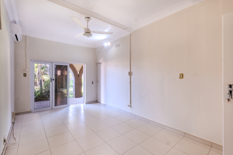 To Let 6 Bedroom Property for Rent in Glen Ashley KwaZulu-Natal