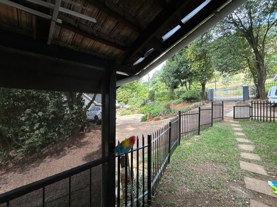 To Let 2 Bedroom Property for Rent in Worlds View KwaZulu-Natal