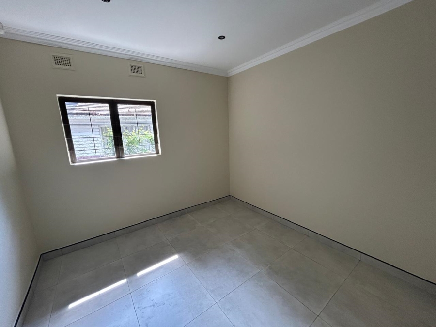 To Let 2 Bedroom Property for Rent in Worlds View KwaZulu-Natal