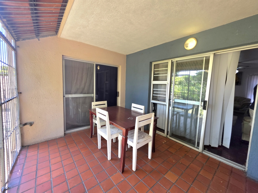 2 Bedroom Property for Sale in Arboretum KwaZulu-Natal