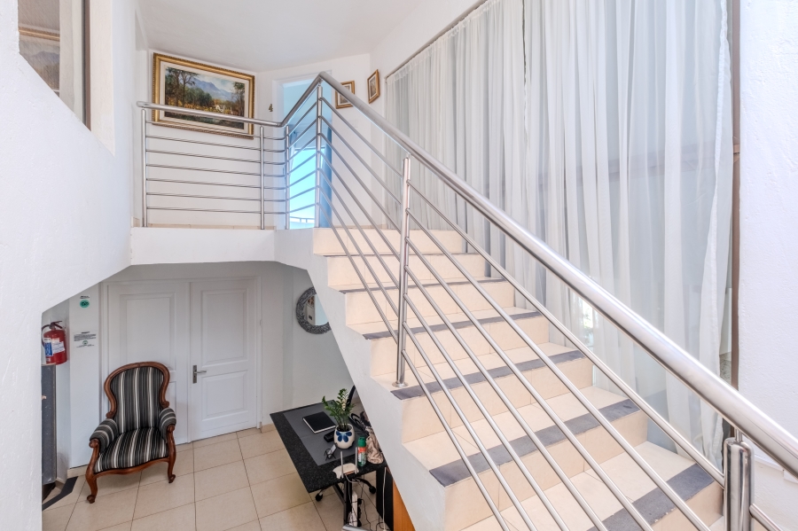 5 Bedroom Property for Sale in Herrwood Park KwaZulu-Natal
