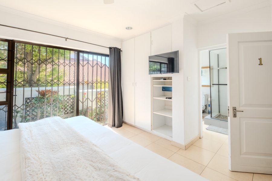 5 Bedroom Property for Sale in Herrwood Park KwaZulu-Natal