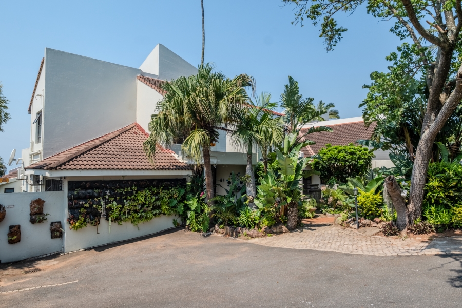 5 Bedroom Property for Sale in Herrwood Park KwaZulu-Natal