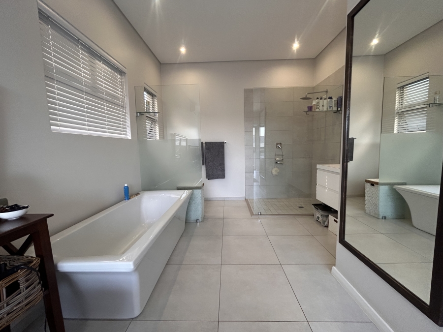 To Let 4 Bedroom Property for Rent in Simbithi Eco Estate KwaZulu-Natal
