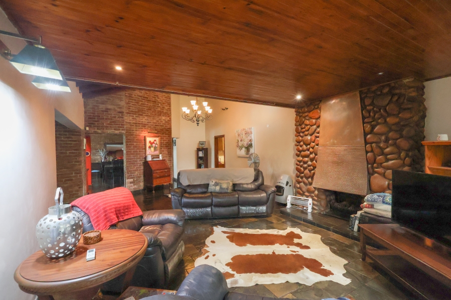 3 Bedroom Property for Sale in Cowies Hill KwaZulu-Natal