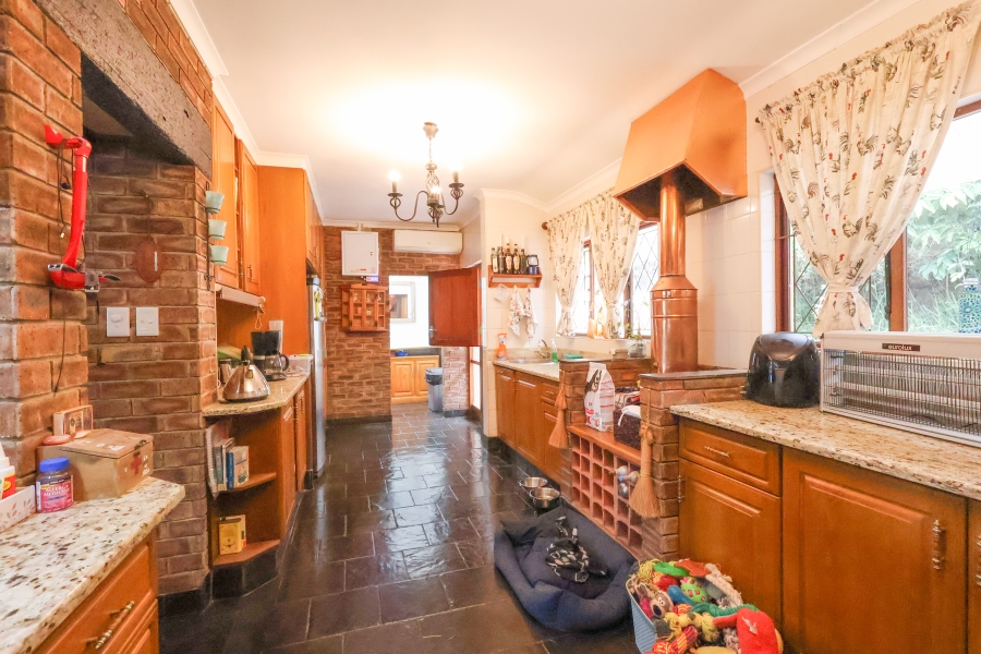 3 Bedroom Property for Sale in Cowies Hill KwaZulu-Natal