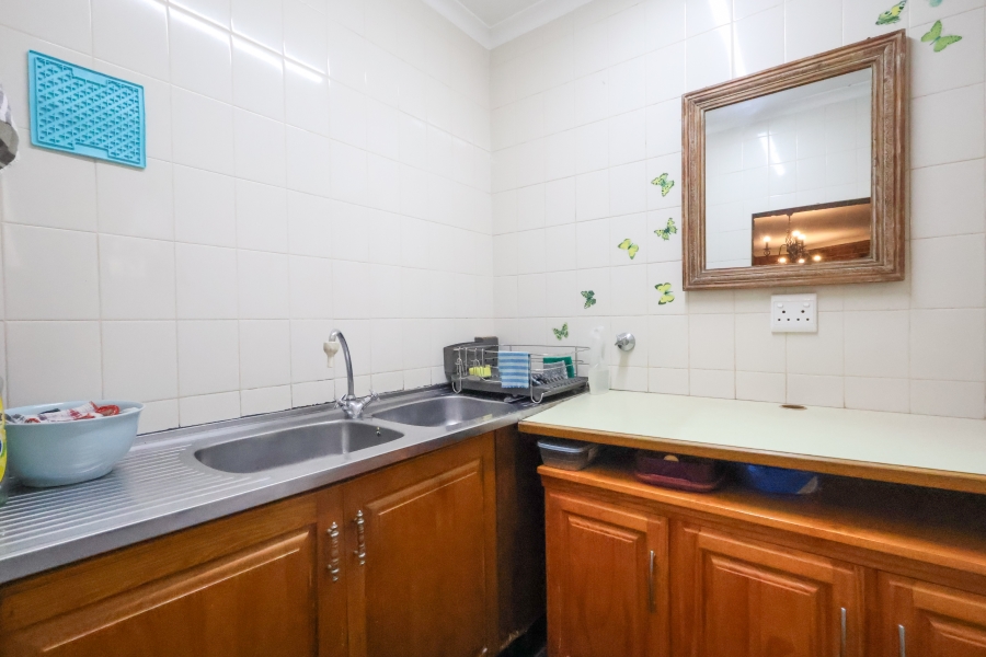 3 Bedroom Property for Sale in Cowies Hill KwaZulu-Natal