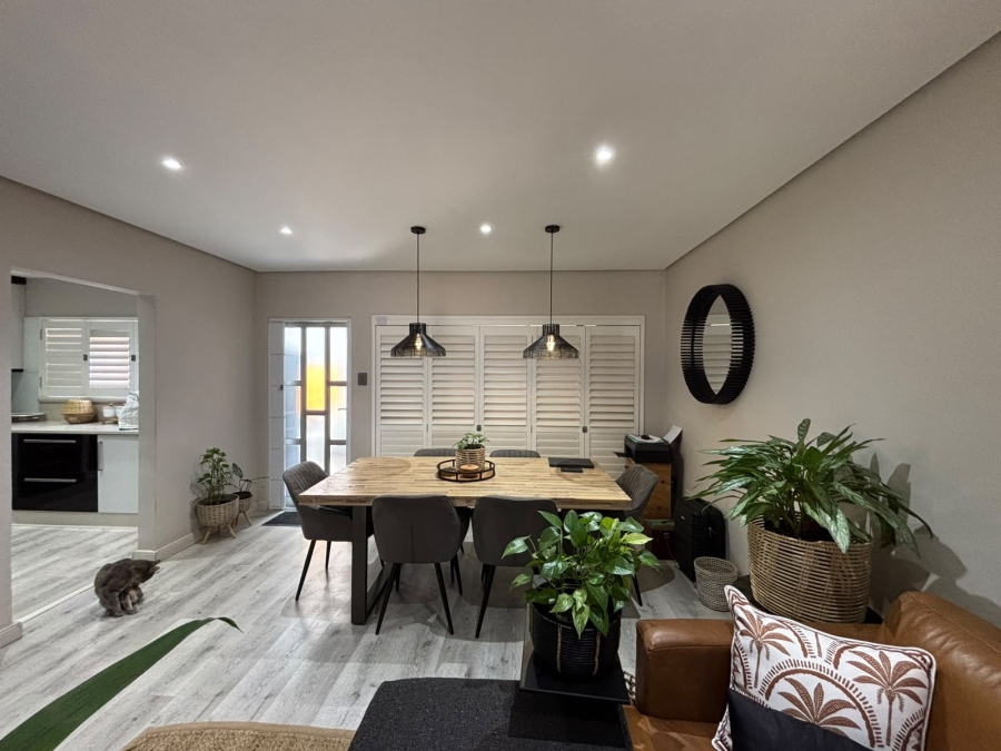 4 Bedroom Property for Sale in Overport KwaZulu-Natal