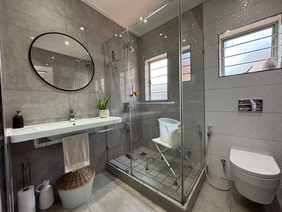 4 Bedroom Property for Sale in Overport KwaZulu-Natal