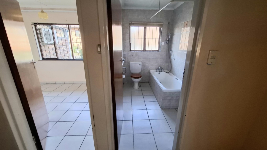 3 Bedroom Property for Sale in Hayfields KwaZulu-Natal