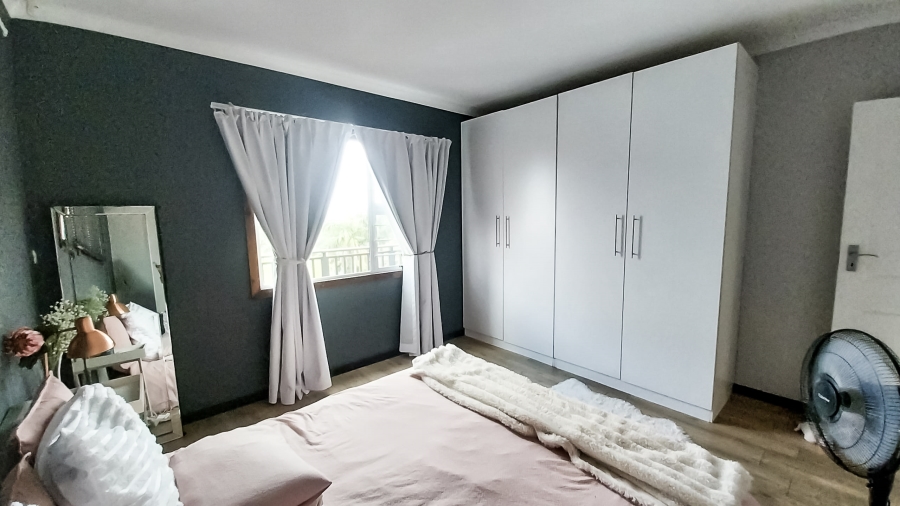 To Let 2 Bedroom Property for Rent in La Lucia KwaZulu-Natal
