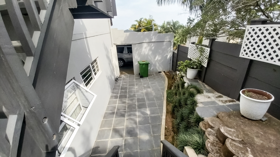 To Let 2 Bedroom Property for Rent in La Lucia KwaZulu-Natal