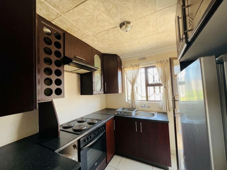 2 Bedroom Property for Sale in Esikhawini KwaZulu-Natal