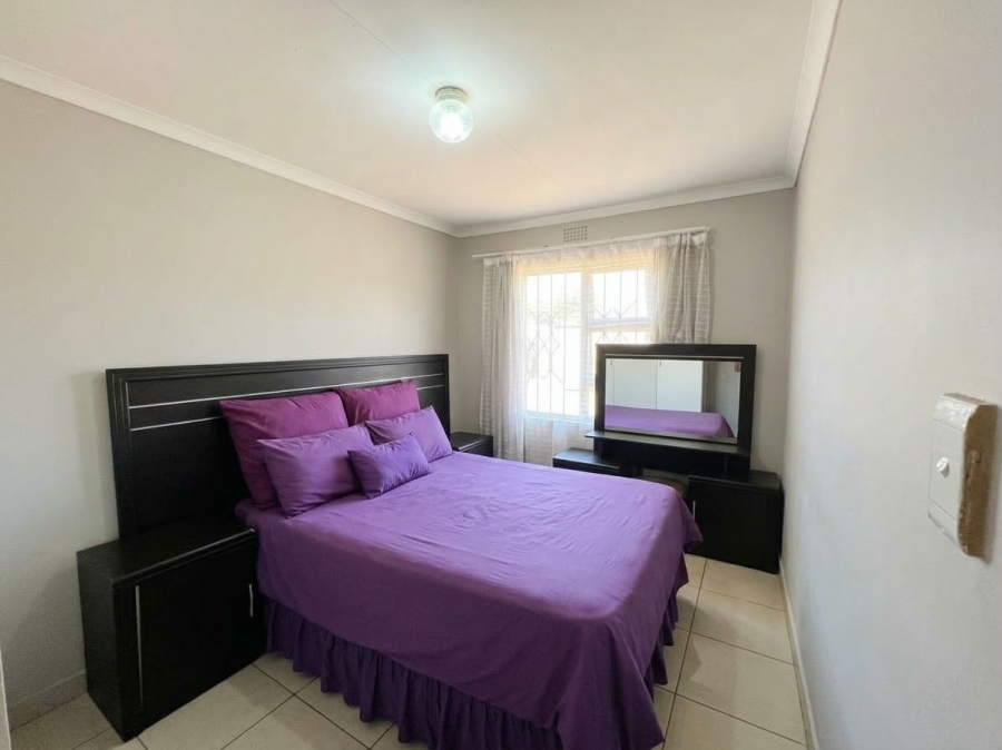 2 Bedroom Property for Sale in Esikhawini KwaZulu-Natal
