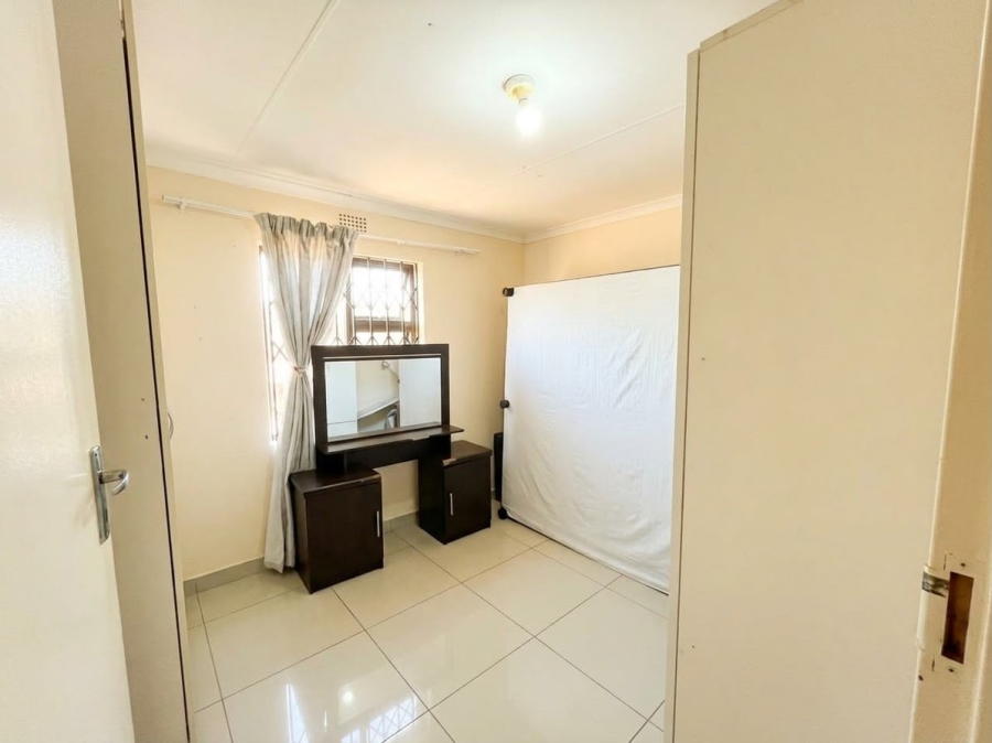 2 Bedroom Property for Sale in Esikhawini KwaZulu-Natal
