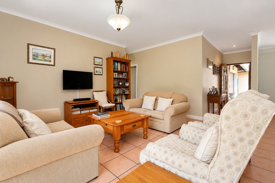 2 Bedroom Property for Sale in Waterfall KwaZulu-Natal