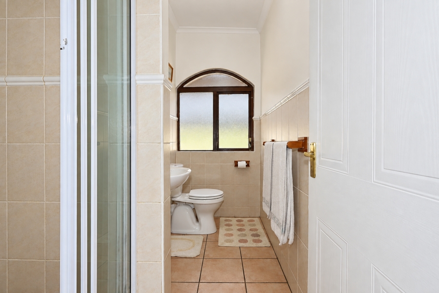 2 Bedroom Property for Sale in Waterfall KwaZulu-Natal