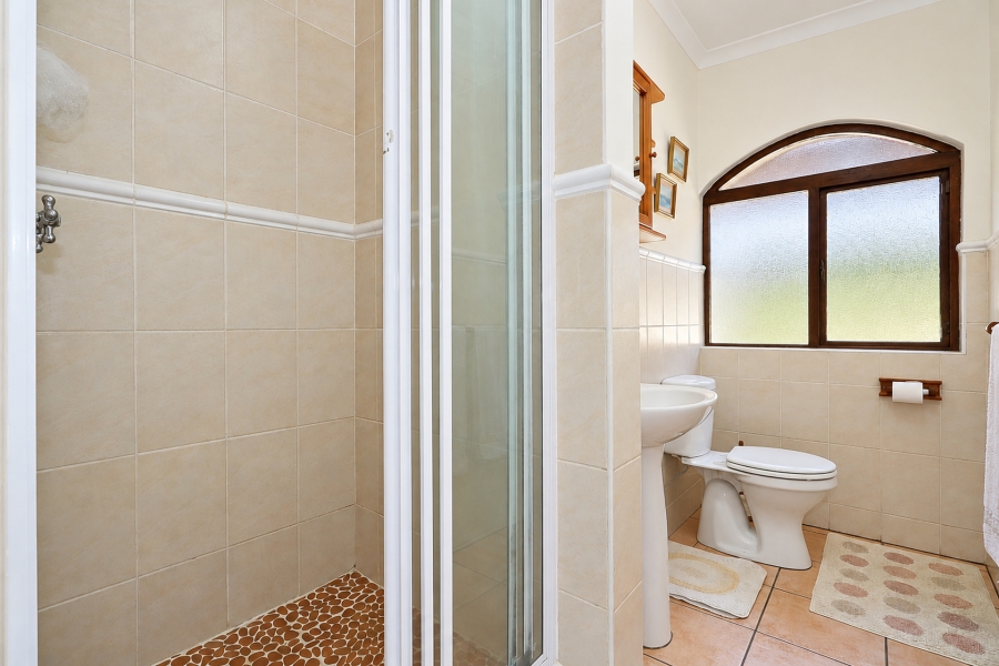 2 Bedroom Property for Sale in Waterfall KwaZulu-Natal