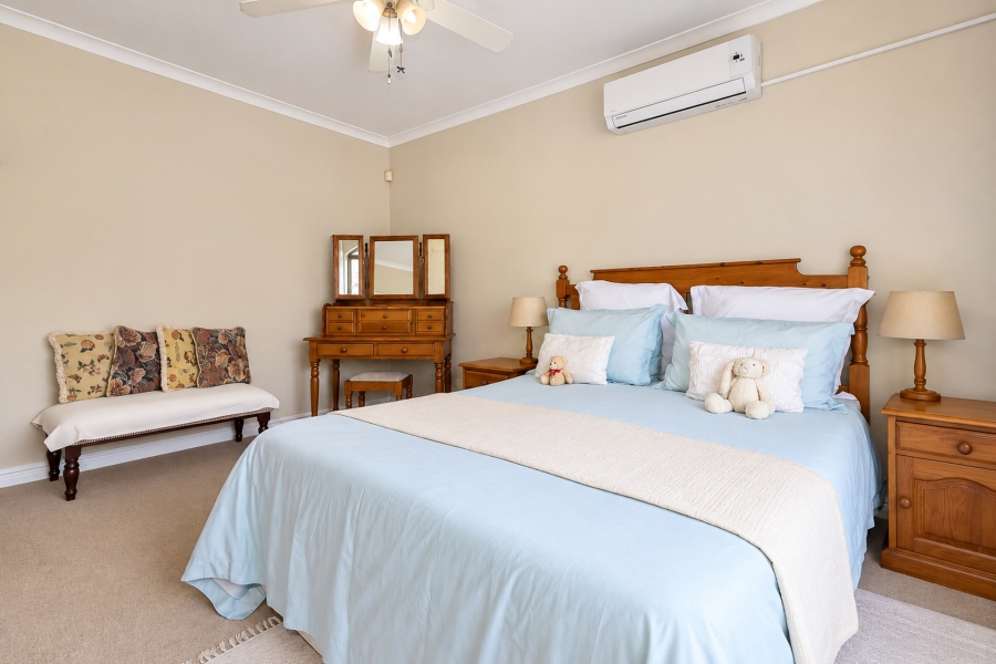 2 Bedroom Property for Sale in Waterfall KwaZulu-Natal