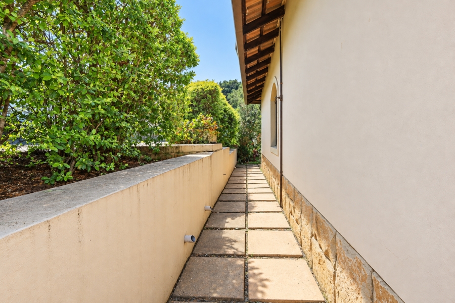 2 Bedroom Property for Sale in Waterfall KwaZulu-Natal
